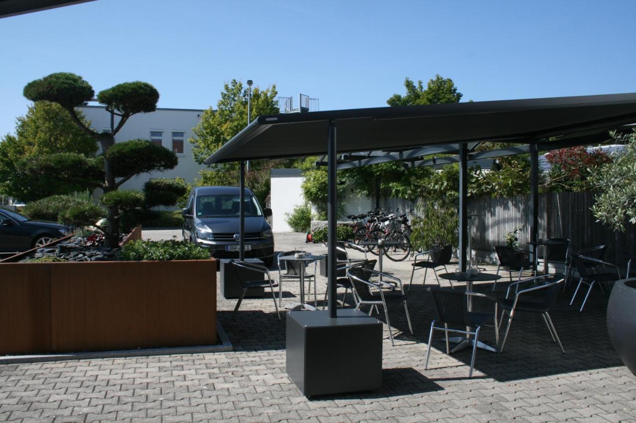 Hotel Bavaria Dingolfing Exterior foto